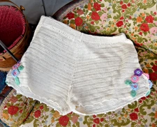 Vintage 1970s Boho Crocheted Shorts "Domini" Booty Shorts Floral Size Medium
