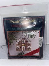 Counted Glass Bead Kit, Holiday Gingerbread House Ornament, Mill Hill H9, 1990