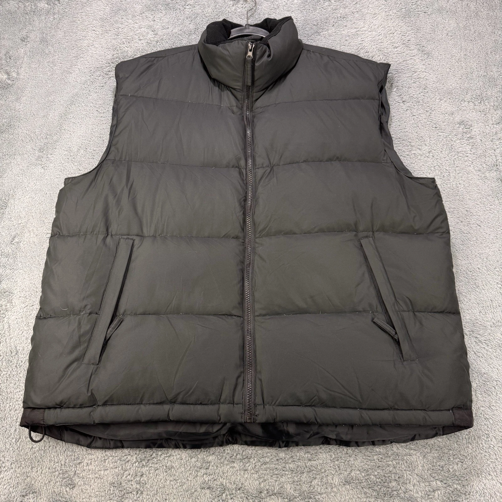 VTG Sportcaster Puffer Vest Jacket Men XL Black Packable Nylon Down Sleeveless