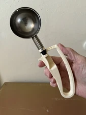 Zeroll Ice Cream Scoop with Easy Handle