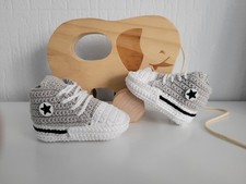 Babyschuhe Sneaker Chucks Socken Neugeborenes  0 - 3 Monaten Handarbeit Neu 