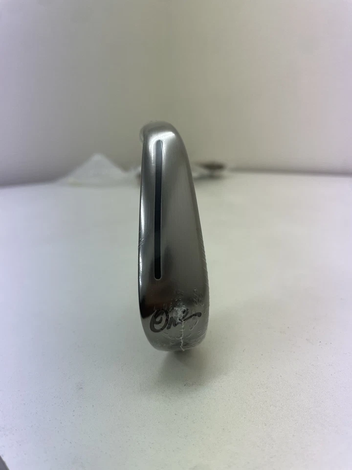 TaylorMade P UDI Bomber Driving Iron 17 Limited Edition UST Recoil Dart X-Stiff - Image 4 of 4