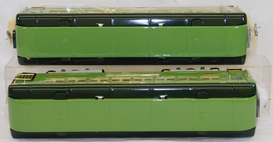 MTH 10-1068 Standard Gauge Stephen Girard 4car Passenger Set 12wheel 2tone green - Image 4 of 4