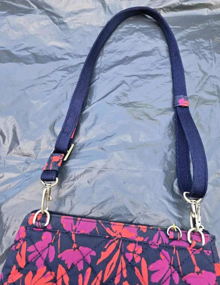 Bolso floral antirrobo Travelon para pintor Foto 4 de 4