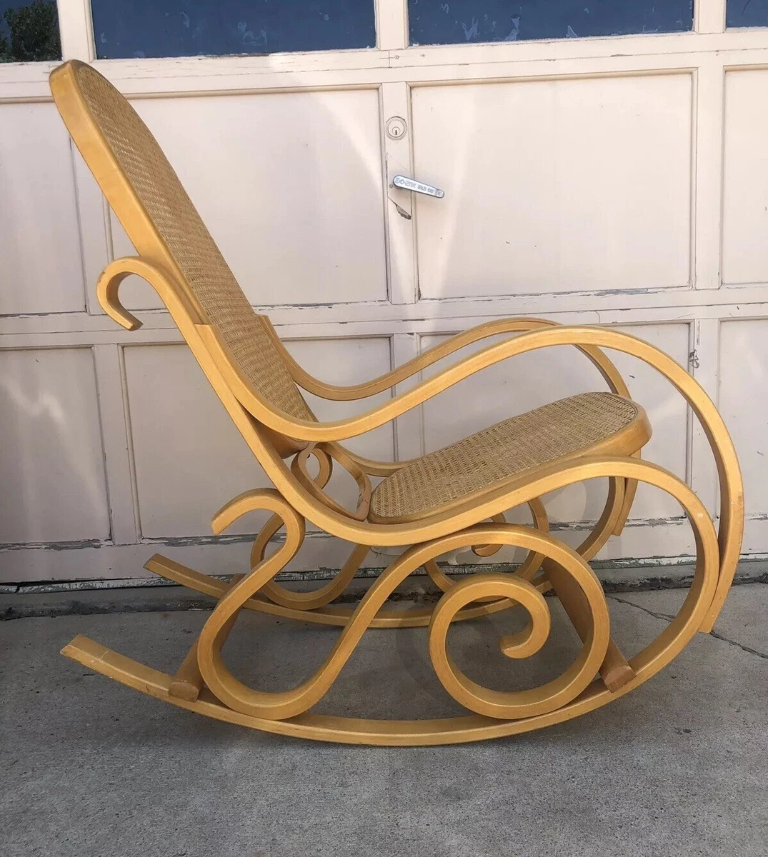 Thonet rocker sales