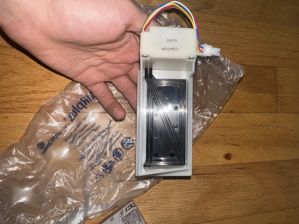 Refrigerator Air Baffle Damper Diffuser WP2221296 , Bosch, Thermador NSBA001WA1 - image 2 of 4