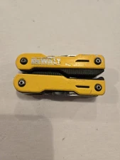 DeWalt 16-in-1 Multi-Tool W/Pliers/Knife/Screwdrivers/Openers/Liner Lock Blade