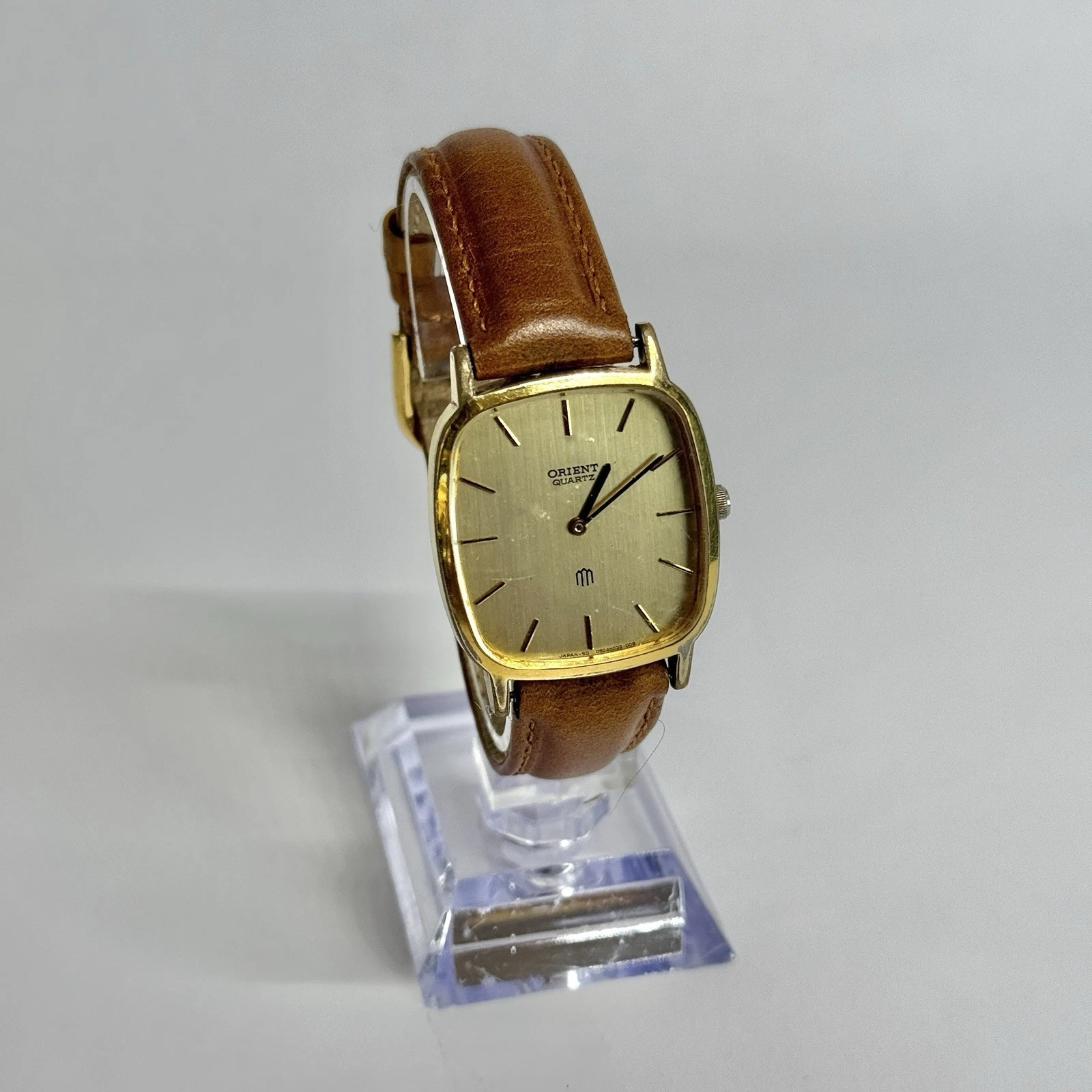 ORIENT Y050803-20 Dress Watch Gold Tone Quartz Men Vintage Watch W460 *WORKING