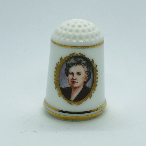 1978 First Lady Fine Bone China Franklin Porcelain Thimble - Bess Truman