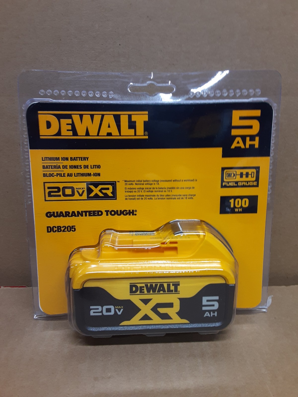 DEWALT DCB205 20V MAX 5.0Ah Lithium-Ion Battery Pack