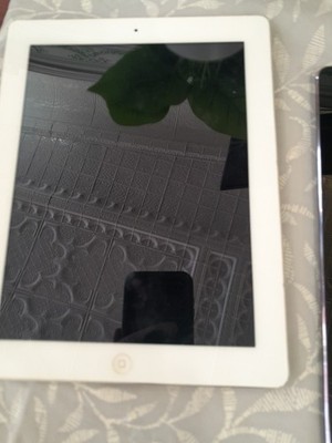 2 Used Untested Apple IPads No Cords One Black One White Read