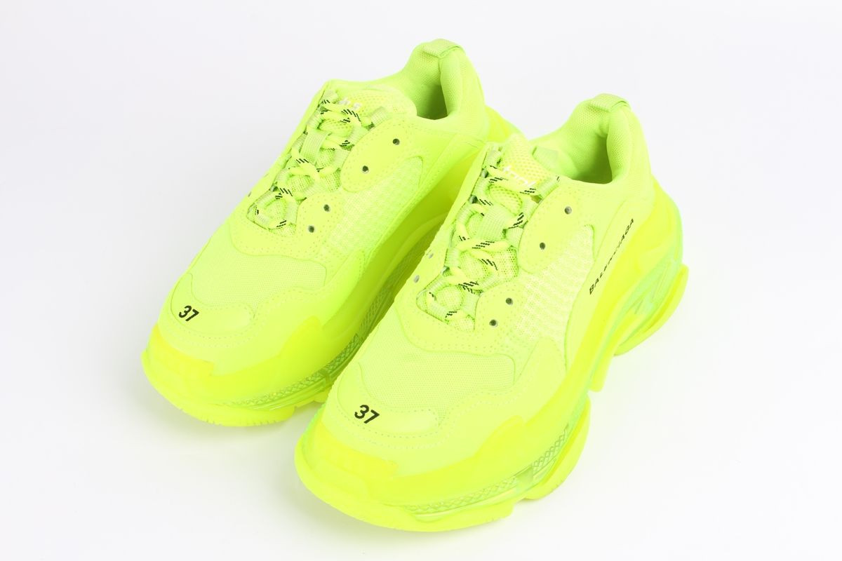 Balenciaga Triple S Sneakers 37 SKU | eBay Balenciaga Triple S Sneakers 37 SKU | eBay