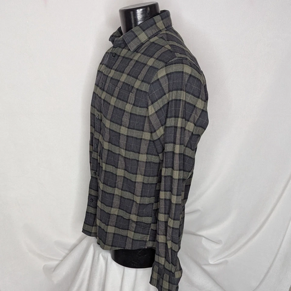 Apt. Camisa de franela manga larga 9 para hombre - Grande - Cuadros verdes - Excelente Foto 2 de 4