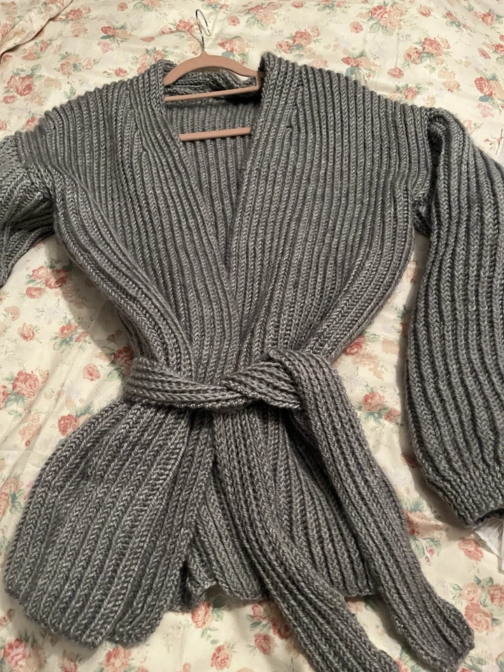 Handgestrickt! Neu! Luxus Pur 100% Alpaka. Longjacke. Superweich, Hellgrau M/L - Bild 2 von 4