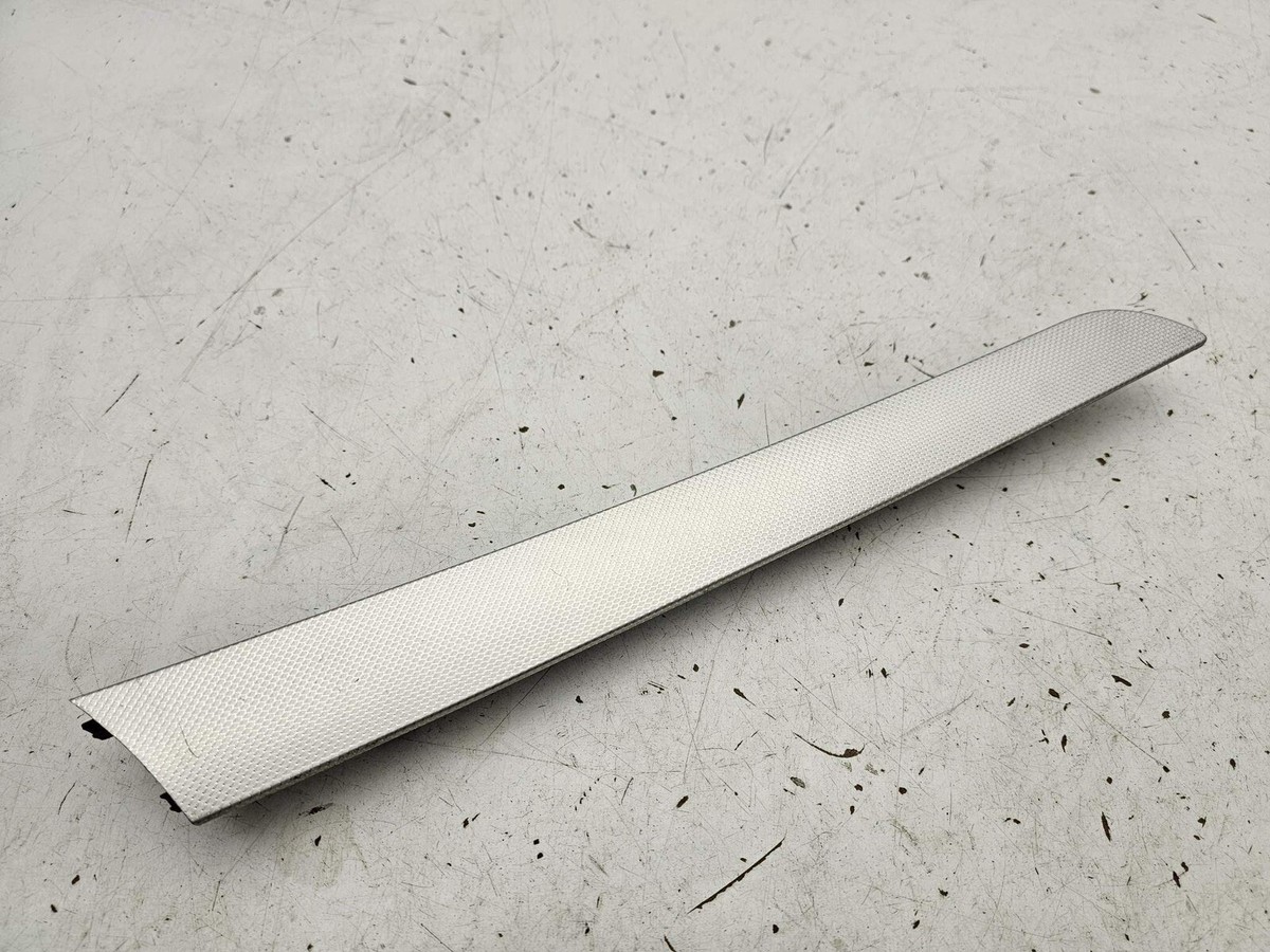 2009-2016 AUDI A4 B8 - Front Right DOOR TRIM / Panel OEM 8K0867409