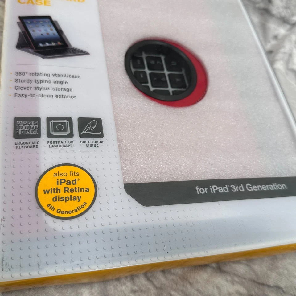 Targus Versavu Ipad 3rd Generation Case With Keyboard Stand Stylus Storage - Image 2 of 4