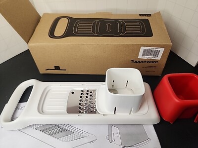 TUPPERWARE Speedy Mando Grater In Red/White New In Box