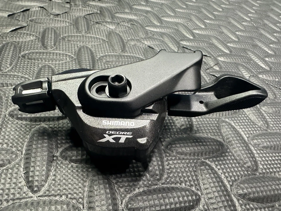 Shimano Deore XT SL-M8000-L Rapidfire Plus (I-Spec-B) Left Shifter 2/3 W/O Bolts - Image 2 of 4