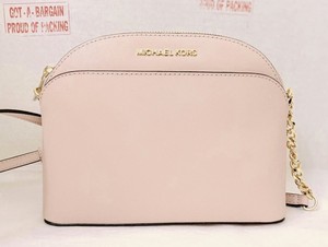 mk tas crossbody
