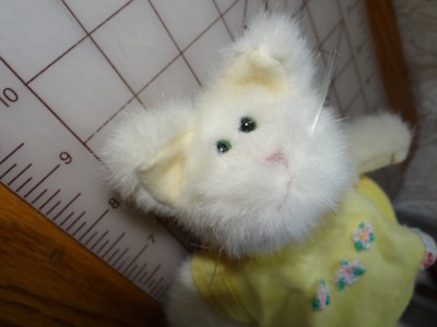 TY Beanie Attic Treasures Plush 1993 White jointed Cat Kitten  in TY Gear Dress 
