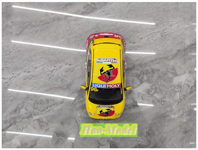 Abarth 695Gara Resina Diecast Modelo Coche Exhibición Hobby Adornos Rojo Velocidad Alta 1:18 Foto 3 de 4