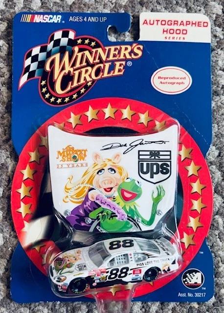 Lote de 2 autos Winners Circle Dale Jarrett #88 Ford Muppets/UPS/QC Ford fundido a presión 1/64 Foto 3 de 3