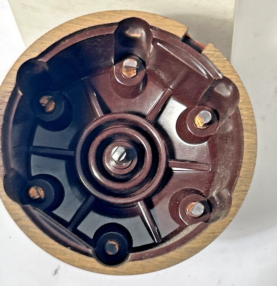 Крышка распределителя Toyota Landcruiser Crown Corona 3,9 л 1965-1974 - Изображение 3 из 4