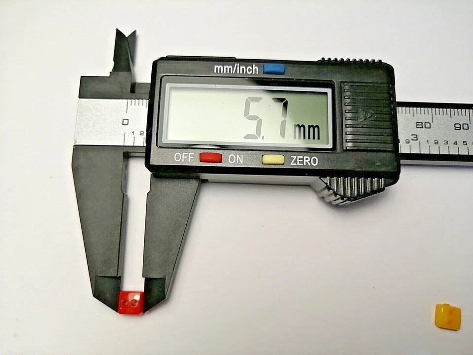 20pcs 2 Holes 4mm Mini Buttons For Doll Clothes Square Candy Cards Emphemara - Image 2 of 4