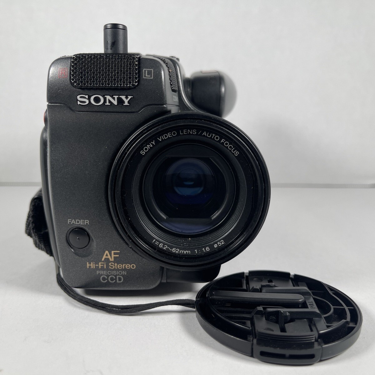 Vintage Sony Handycam Video Hi8 CCD-TR101 FOR PARTS Not Recording