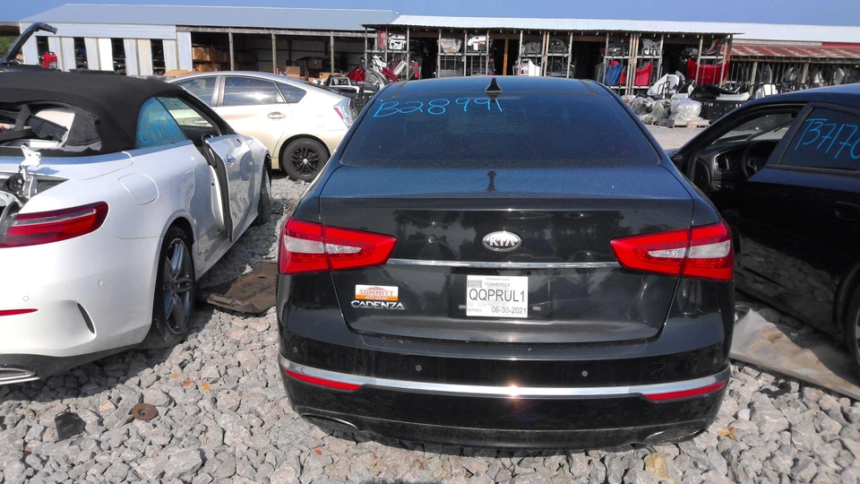 Evaporator Canister KIA CADENZA 14 15 16 - Image 4 of 4