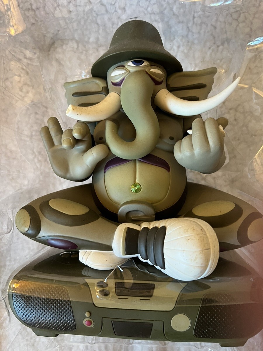 BOOMBOX GANESHA by Doze Green Vintage kidrobot Vinyl Art Figure