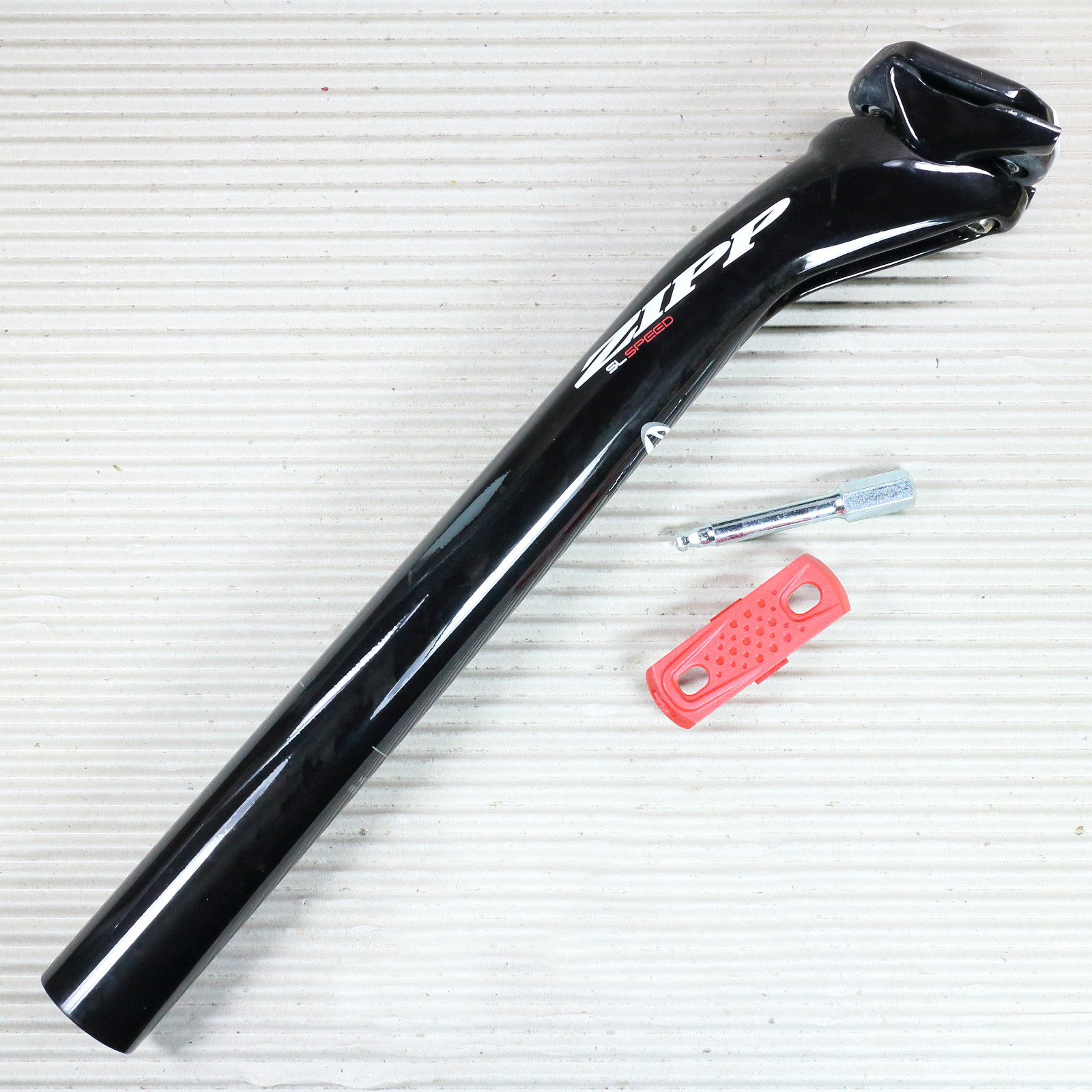 ZIPP SATTELSTÜTZE SL SPEED CARBON Ø 31,6 MM 330 MM 20 MM OFFSET 00.6815.071.010