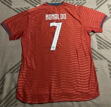 Portugal jersey 2026 7 player version 2XL runs small check measurements