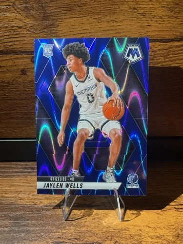 2024-25 Panini Mosaic - Rookies Jaylen Wells #240 Blue Mosaic Prizm /199 (RC)