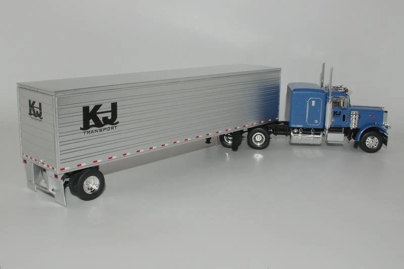IXO/ALTAYA 1/43 Peterbilt 359 (KJ Transport) 1984 "Fast&Furious" US truck+traile - Immagine 2 di 4