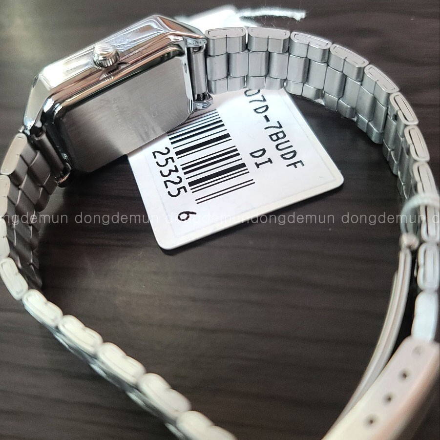 【新品・日本未発売】CASIO LTP-V007D-7B CASIO LTP-V007D-7B Stainless Steel Quartz 100M WR Woman