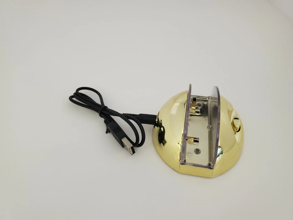 NUEVA BASE DE CARGA USB DREAMGEAR DORADA PARA NINTENDO NUEVA 3DS & DSi & DSI XL # S9 Foto 2 de 4