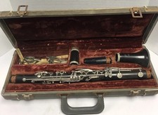 Vintage Schreiber  S hne Germany Clarinet w/ Case   Model 9126