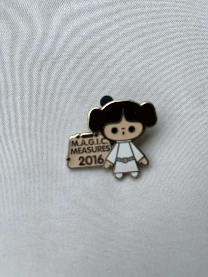 Star Wars Princess Leia Exclusive Disney Pin - Image 2 of 4