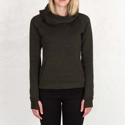 nike tech sweatshirt