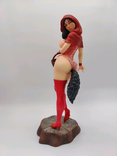 Statue Rotkäppchen Campbel Popkultur Schockfigur sexy lustig Wolf Spaß Kunst - Bild 1 von 5