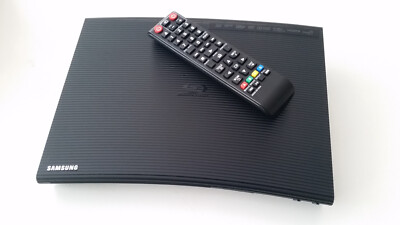 Samsung BD-J5500 - 3D Blu-ray Player / Curved Design (HDMI, USB) (Schwarz)