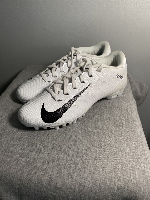 soccer cleats nike