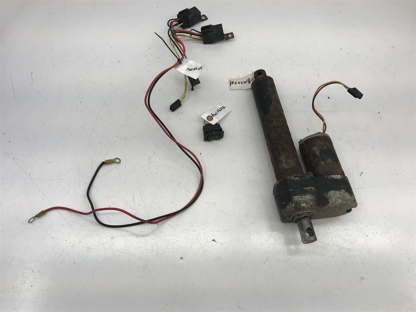 John Deere Gator 4X2 6X4 Cargo Box Power Lift Kit Dump BM20701 eBay