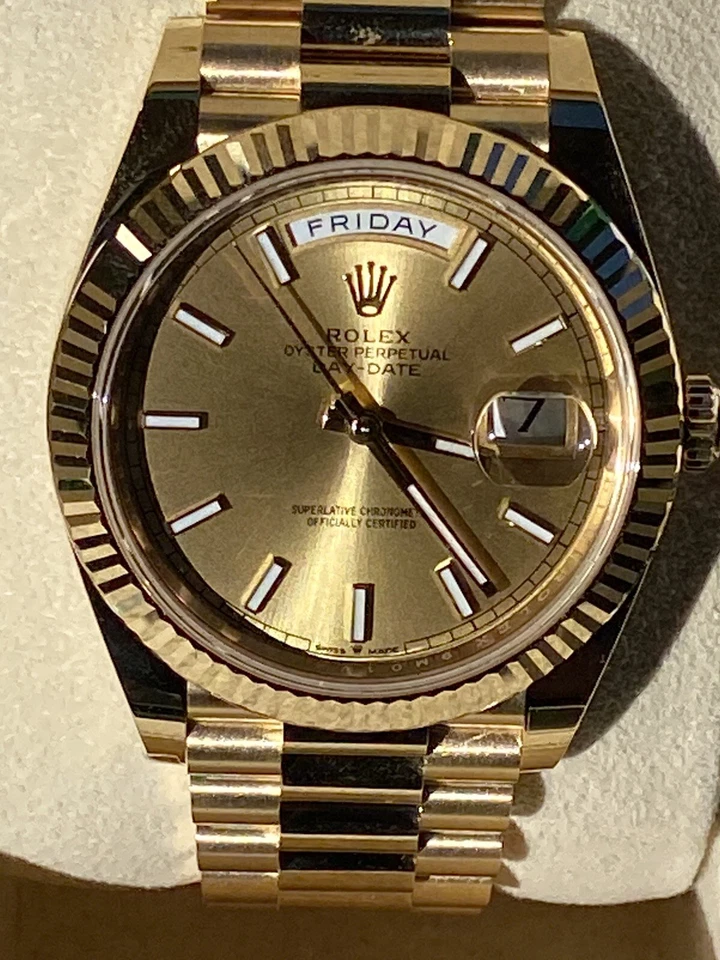 Nuevo En Caja Rolex President Day-Date 40 mm, Oyster, Oro Amarillo 18 CT Foto 3 de 4