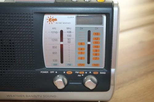 Radio portatile Emerson RP6250 TV AM FM banda meteo - testata e funzionante - Foto 3 di 13