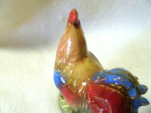 EARTHENWARE HIGH GLOSS CERAMIC 5" TALL ROOSTER-FIGURINE- - Picture 5 of 6