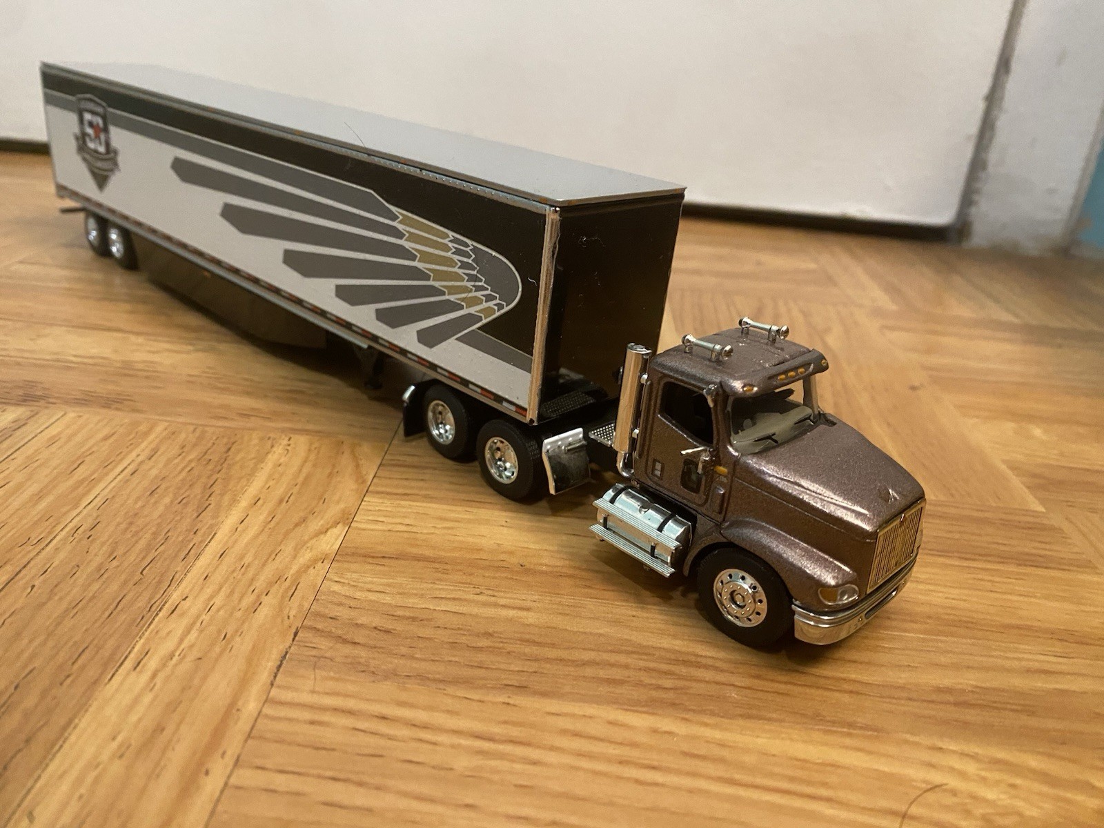 DCP International 9900i Day Cab W/ Dry Van