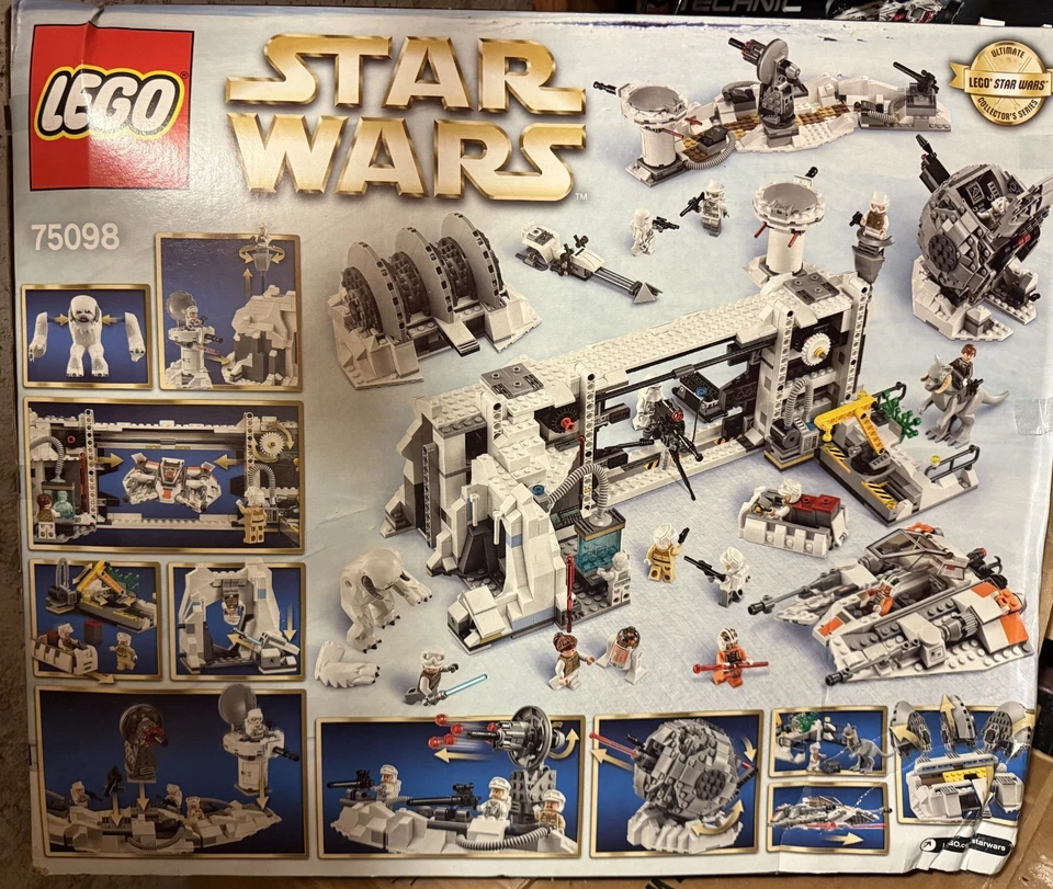 LEGO 75098 Star Wars Assault on Hoth - Image 2 of 2