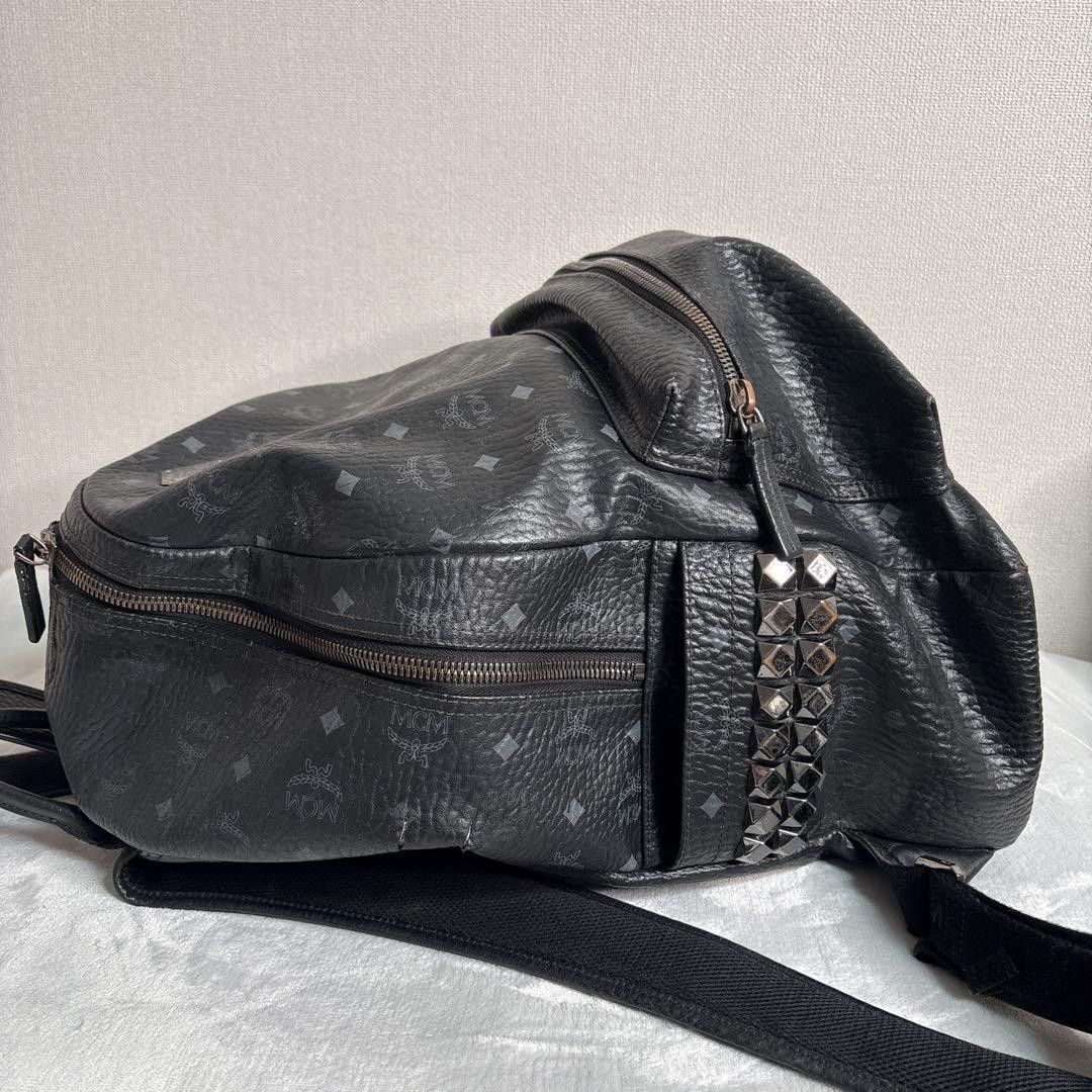 Large capacity MCM Side Stud Backpack Black L Lar… - image 3